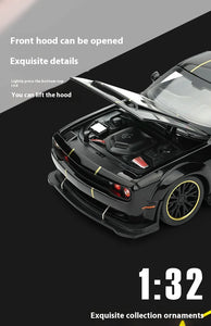 1:32 Dodge Challenger SRT Hellcat Diecast Car