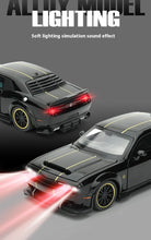 Load image into Gallery viewer, 1:32 Dodge Challenger SRT Hellcat Diecast Car