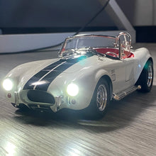 Load image into Gallery viewer, 1:24 Ford Shelby Cobra 427 Roadster 1965 S/C Alloy Die Cast Model Classic Vintage Car Sound And Light Birthday Children Toy Cars
