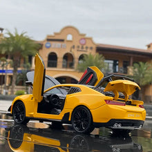 Load image into Gallery viewer, 1:24 Chevrolet Camaro Alloy Diecast Sports Car