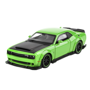 1:32 Dodge Challenger SRT Hellcat Diecast Car