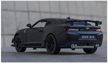 Load image into Gallery viewer, 1:24 Chevrolet Camaro Alloy Diecast Sports Car